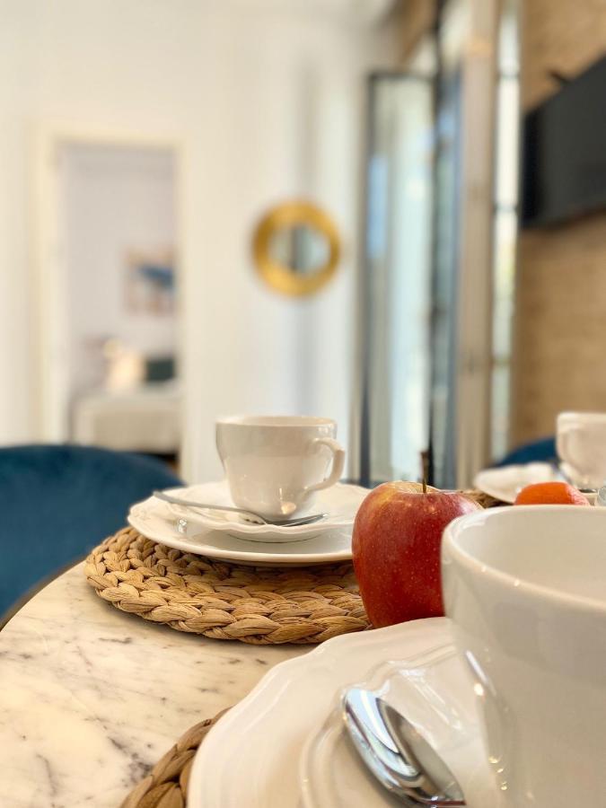 סביליה Magnificent Double Bedroom Apartment At Santa Cruz מראה חיצוני תמונה
