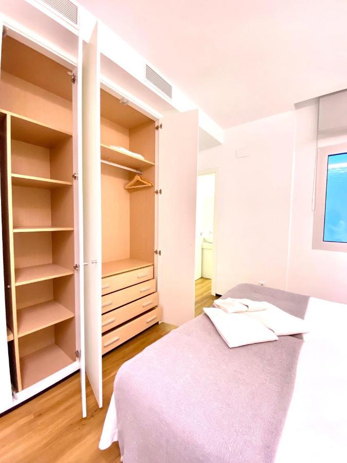 סביליה Magnificent Double Bedroom Apartment At Santa Cruz מראה חיצוני תמונה