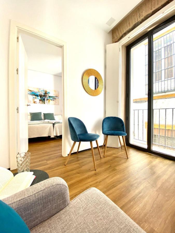סביליה Magnificent Double Bedroom Apartment At Santa Cruz מראה חיצוני תמונה