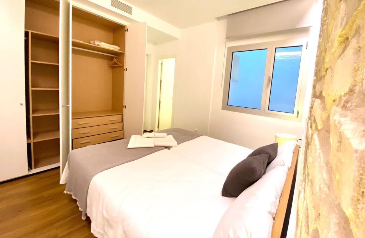 סביליה Magnificent Double Bedroom Apartment At Santa Cruz מראה חיצוני תמונה